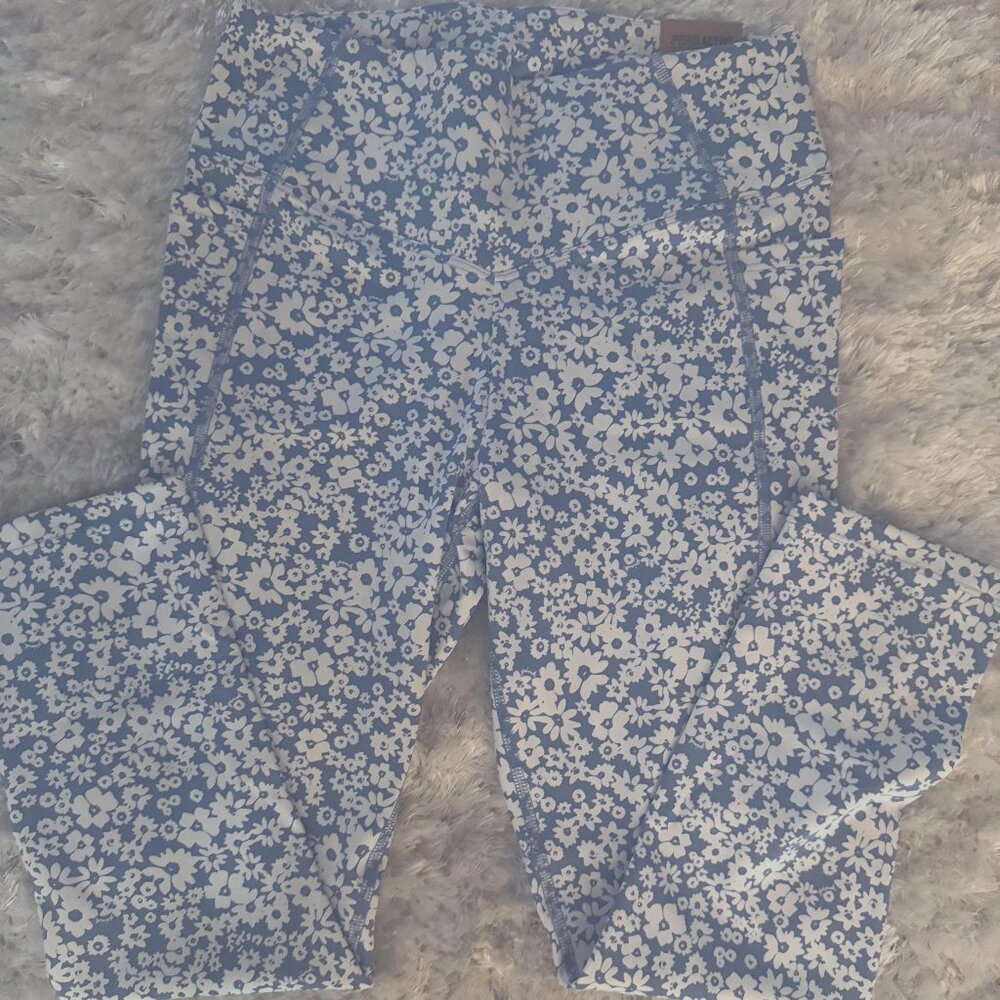 Victoria's Secret PINK Active Blue Floral 23" Crop Leggings